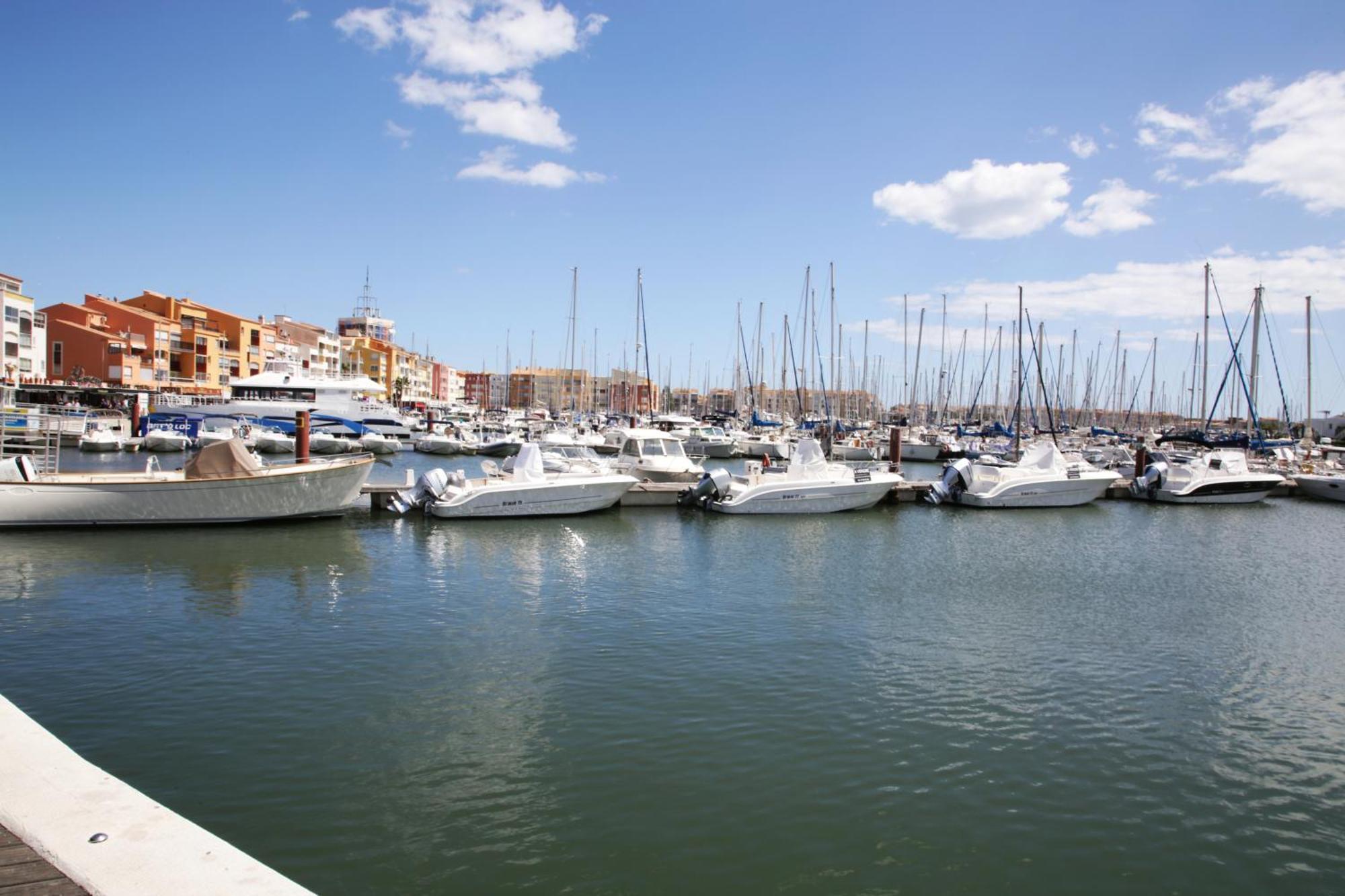 Апартаменты Centre Port,Vue Panoramique,Clim,Balcon,Wifi Агд Экстерьер фото